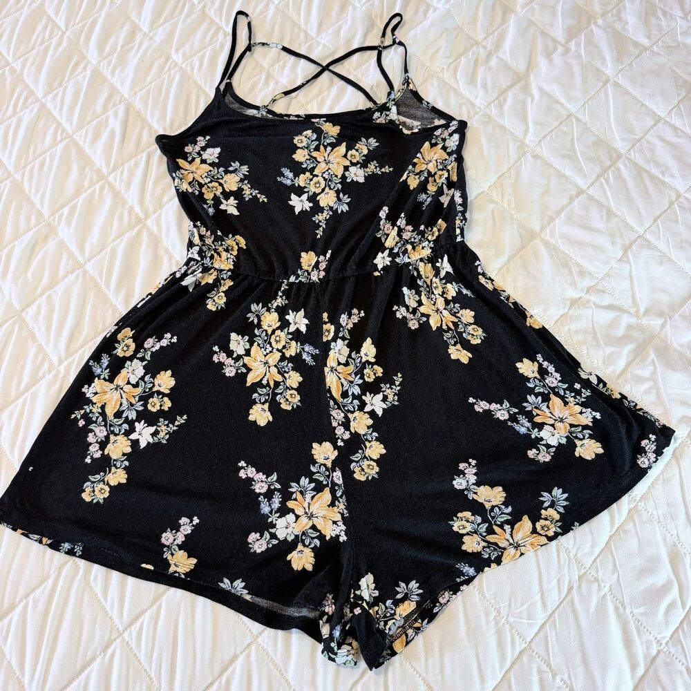 Divided by H&M Black Floral Romper Spaghetti Strap Women’s Size M